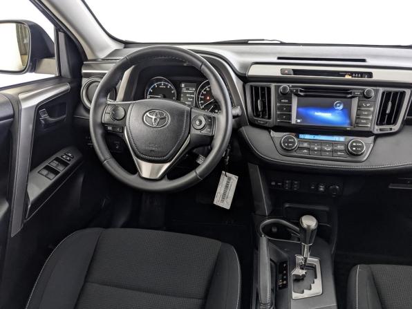 Toyota RAV4 IV (XA40) Рестайлинг с пробегом 2015 года, цена 2 230 000 рублей, 100105 км, внедорожник, Автокод Объявления