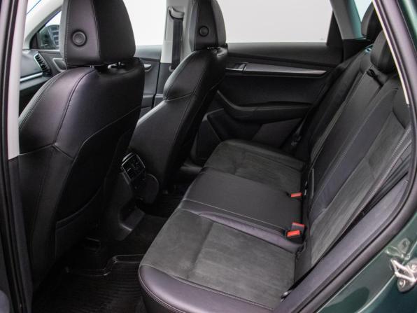 Skoda Karoq I с пробегом 2020 года, цена 2 592 000 рублей, 89201 км, внедорожник, Автокод Объявления