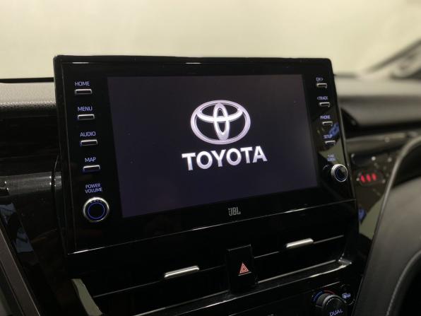 Toyota Camry VIII (XV70) Рестайлинг с пробегом 2021 года, цена 3 149 900 рублей, 164000 км, седан, Автокод Объявления