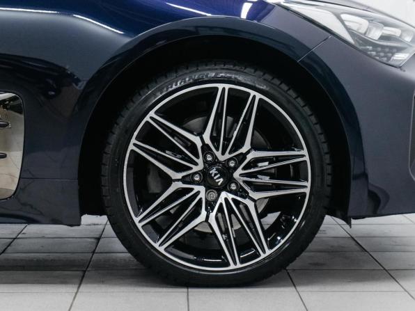 Kia Stinger I Рестайлинг с пробегом 2021 года, цена 3 400 000 рублей, 73899 км, лифтбек, Автокод Объявления