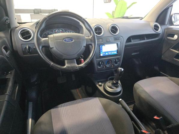 Ford Fusion I Рестайлинг с пробегом 2005 года, цена 549 000 рублей, 154000 км, хэтчбек, Автокод Объявления