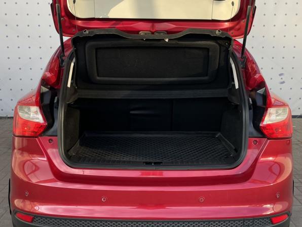 Ford Focus III с пробегом 2011 года, цена 800 000 рублей, 139682 км, хэтчбек, Автокод Объявления