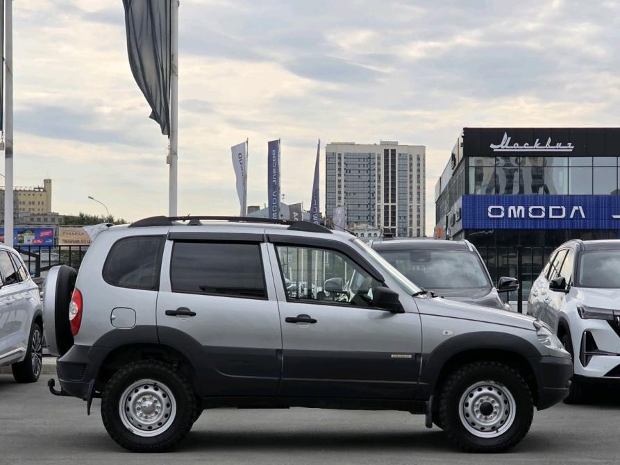 Chevrolet Niva I Рестайлинг Новосибирск  - изображение 8