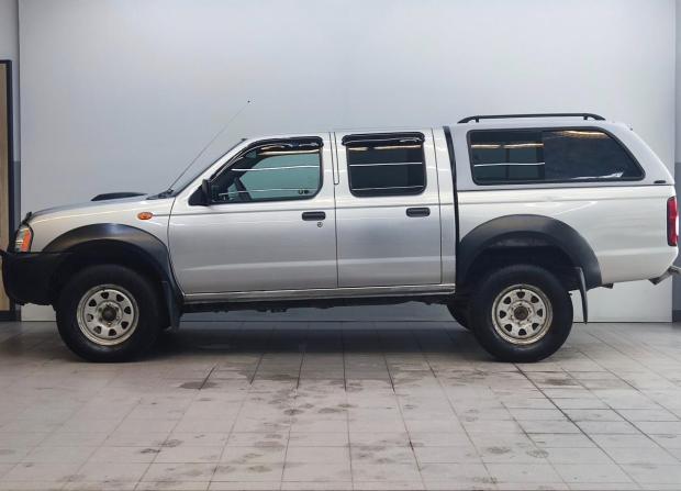 Nissan NP300 с пробегом 2012 года, цена 900 000 рублей, 268832 км, пикап, Автокод Объявления