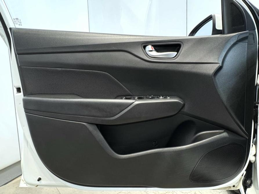 Hyundai Solaris II Волжский  - изображение 13