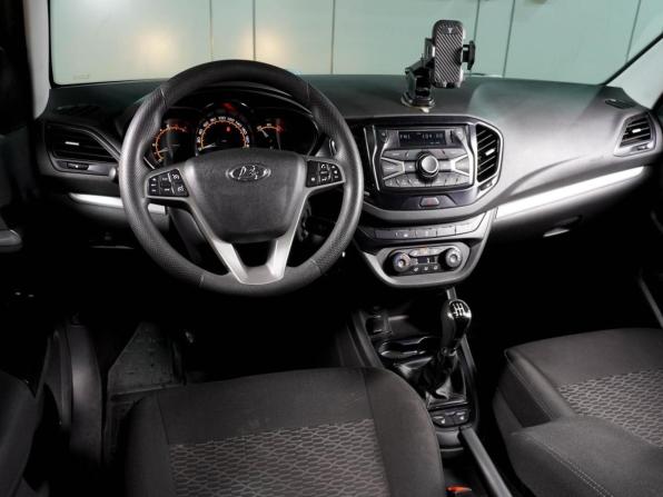 Lada (ВАЗ) Vesta I с пробегом 2019 года, цена 849 000 рублей, 148183 км, седан, Автокод Объявления