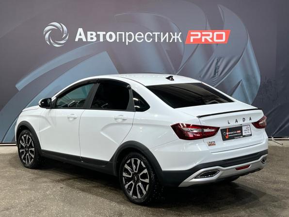 Lada (ВАЗ) Vesta I Рестайлинг (NG) с пробегом 2024 года, цена 1 199 000 рублей, 63166 км, седан, Автокод Объявления