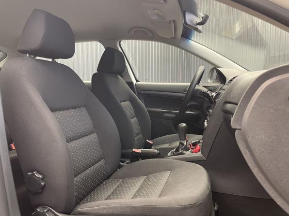 Skoda Octavia II (A5) Рестайлинг с пробегом 2011 года, цена 577 000 рублей, 232535 км, лифтбек, Автокод Объявления