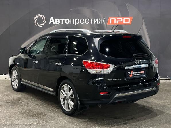 Nissan Pathfinder IV с пробегом 2016 года, цена 1 650 000 рублей, 185500 км, внедорожник, Автокод Объявления