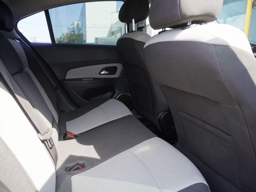 Chevrolet Cruze I Рестайлинг Москва  - изображение 10