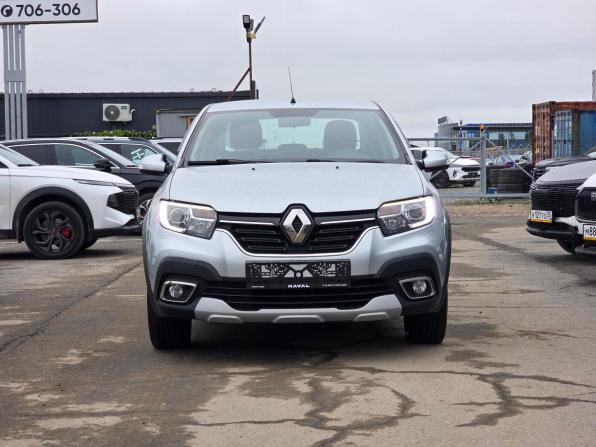 Renault Logan II Рестайлинг с пробегом 2022 года, цена 1 200 000 рублей, 82700 км, седан, Автокод Объявления