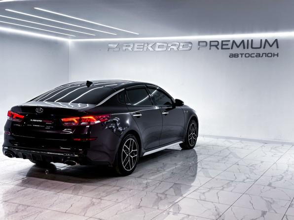 Kia Optima IV Рестайлинг с пробегом 2018 года, цена 2 475 000 рублей, 69446 км, седан, Автокод Объявления