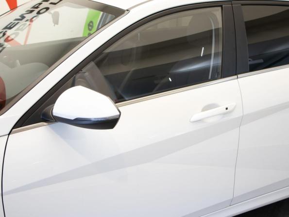 Hyundai Elantra VII (CN7) с пробегом 2022 года, цена 2 190 000 рублей, 55838 км, седан, Автокод Объявления