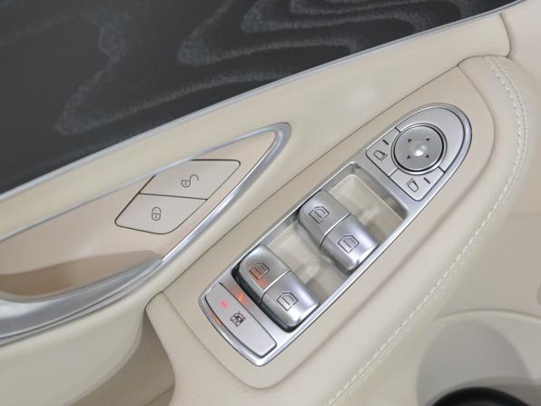 Mercedes-Benz C-Класс IV (W205) Рестайлинг с пробегом 2019 года, цена 3 890 000 рублей, 5095 км, седан, Автокод Объявления