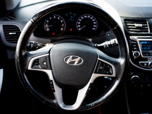 Hyundai Solaris I Рестайлинг с пробегом 2016 года, цена 1 180 000 рублей, 95000 км, хэтчбек, Автокод Объявления