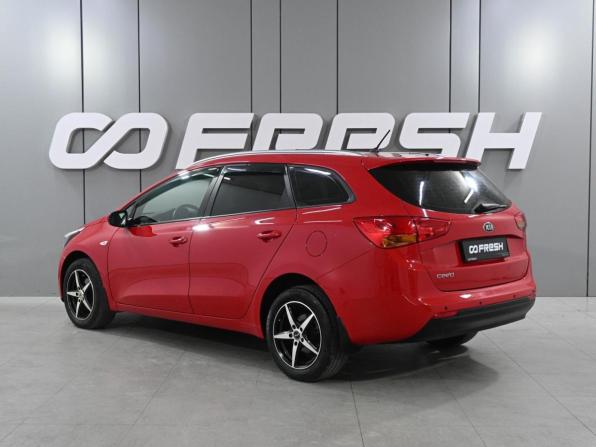 Kia Ceed II с пробегом 2014 года, цена 1 119 000 рублей, 170136 км, универсал, Автокод Объявления