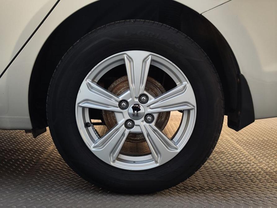 Hyundai Solaris II Уфа  - изображение 22