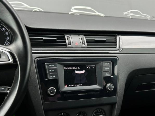Skoda Rapid I с пробегом 2015 года, цена 896 300 рублей, 164933 км, лифтбек, Автокод Объявления
