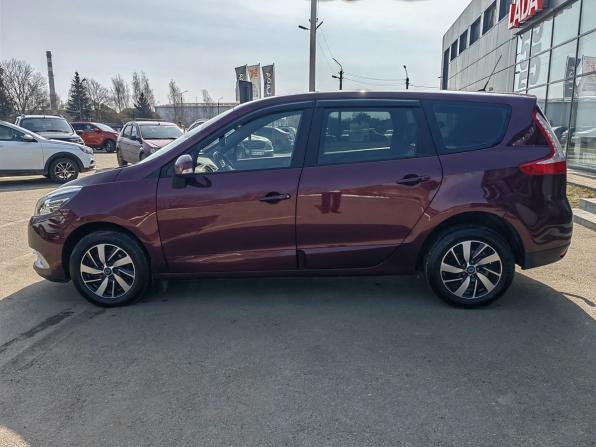 Renault Scenic III Рестайлинг 2 с пробегом 2014 года, цена 1 090 000 рублей, 323914 км, компактвэн, Автокод Объявления