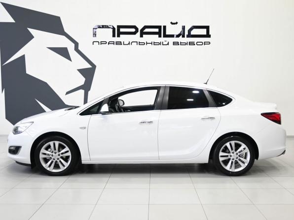Opel Astra J Рестайлинг с пробегом 2013 года, цена 1 029 900 рублей, 148000 км, седан, Автокод Объявления