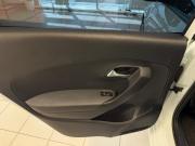 Volkswagen Polo V Рестайлинг Волгоград  - изображение 31