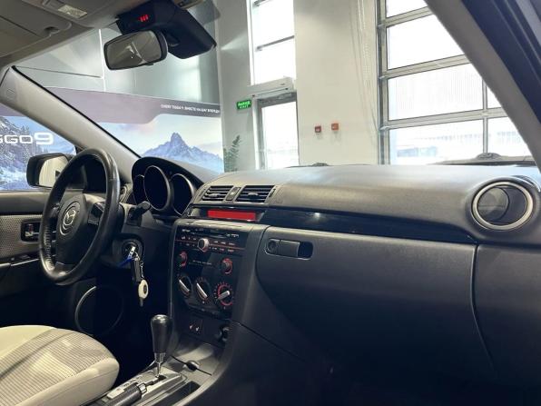 Mazda 3 I (BK) Рестайлинг с пробегом 2008 года, цена 515 000 рублей, 289476 км, седан, Автокод Объявления