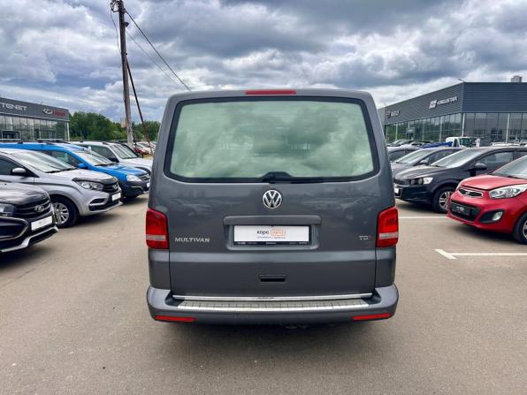 Volkswagen Multivan T5 Рестайлинг с пробегом 2013 года, цена 2 343 000 рублей, 245822 км, минивэн, Автокод Объявления