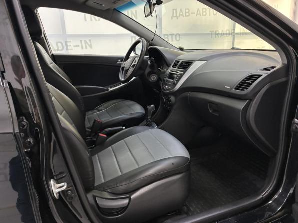 Hyundai Solaris I Рестайлинг с пробегом 2015 года, цена 999 000 рублей, 140000 км, седан, Автокод Объявления