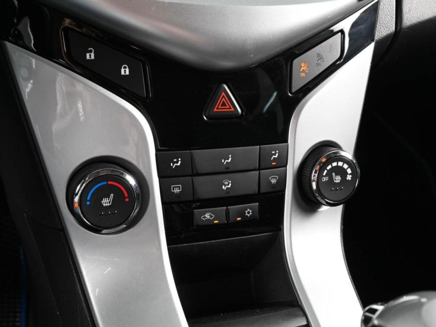 Chevrolet Cruze I Рестайлинг Ростов-на-Дону  - изображение 14