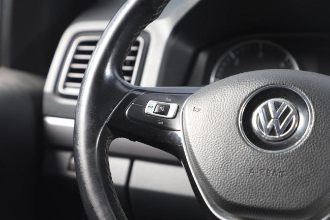 Volkswagen Amarok I Рестайлинг с пробегом 2017 года, цена 2 649 000 рублей, 197000 км, offers.body_type.unknown, Автокод Объявления