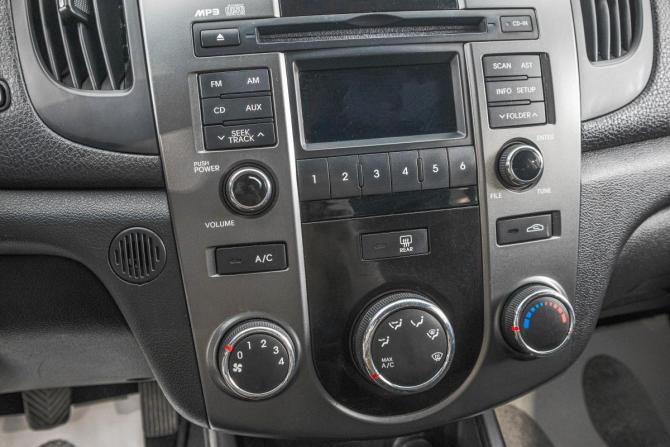 Kia Cerato II с пробегом 2010 года, цена 789 000 рублей, 124100 км, хэтчбек, Автокод Объявления