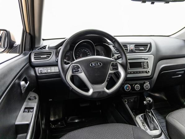 Kia Rio III Рестайлинг с пробегом 2015 года, цена 878 000 рублей, 230739 км, седан, Автокод Объявления