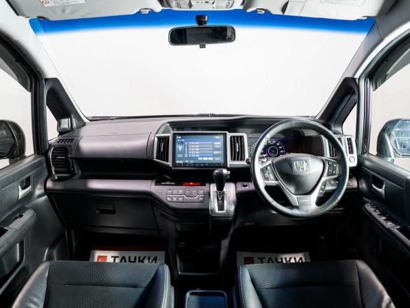 Honda Stepwgn IV Рестайлинг с пробегом 2014 года, цена 1 650 000 рублей, 158200 км, минивэн, Автокод Объявления