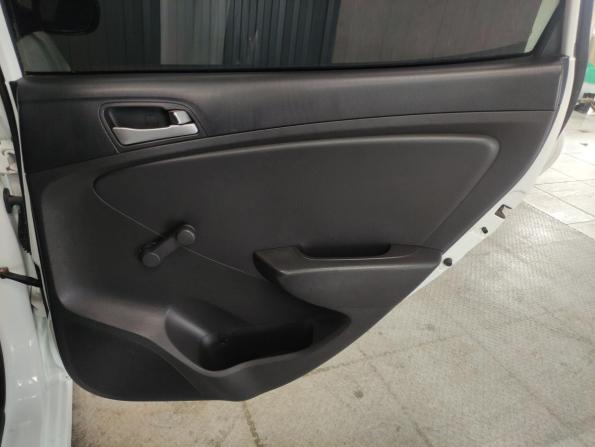 Hyundai Solaris I Рестайлинг с пробегом 2014 года, цена 640 000 рублей, 182556 км, седан, Автокод Объявления