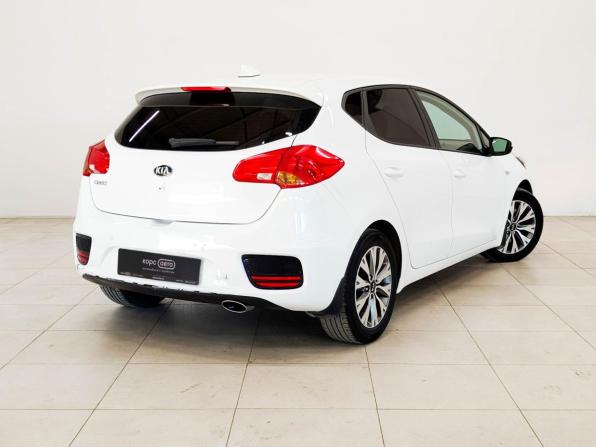 Kia Ceed II Рестайлинг с пробегом 2018 года, цена 1 430 000 рублей, 88881 км, универсал, Автокод Объявления