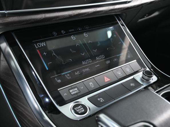 Audi Q8 I (4M) с пробегом 2022 года, цена 7 899 000 рублей, 36160 км, внедорожник, Автокод Объявления