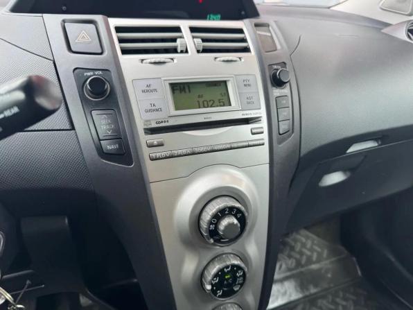 Toyota Yaris II с пробегом 2008 года, цена 571 000 рублей, 166766 км, хэтчбек, Автокод Объявления