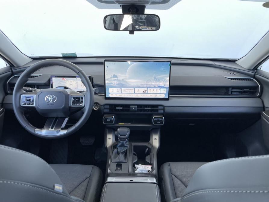 Toyota RAV4 VI (XA60) Екатеринбург  - изображение 18