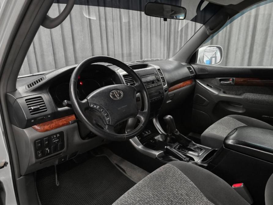 Toyota Land Cruiser Prado 120 Series Рестайлинг Красноярск  - изображение 9