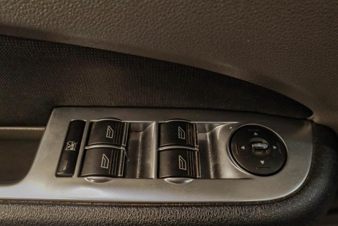 Ford Focus II Рестайлинг с пробегом 2011 года, цена 729 000 рублей, 310550 км, хэтчбек, Автокод Объявления