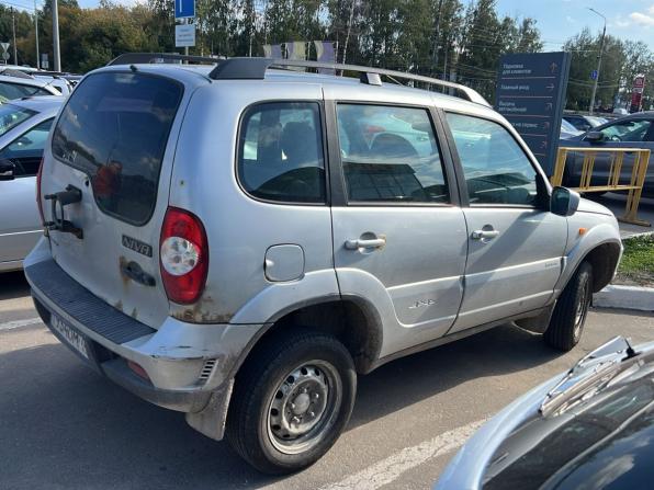 Chevrolet Niva I Рестайлинг с пробегом 2010 года, цена 339 000 рублей, 179971 км, внедорожник, Автокод Объявления