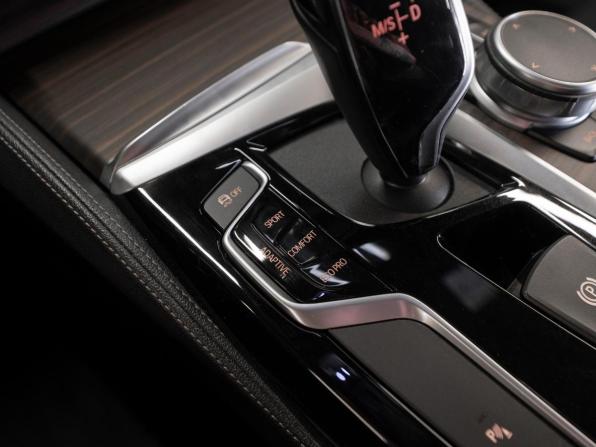 BMW 5 серии VII (G30/G31/G38) с пробегом 2019 года, цена 5 200 000 рублей, 65288 км, седан, Автокод Объявления