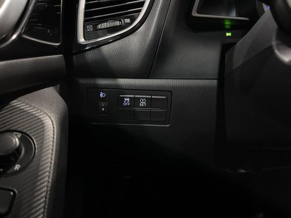 Mazda 3 III (BM) с пробегом 2013 года, цена 1 232 000 рублей, 177700 км, хэтчбек, Автокод Объявления