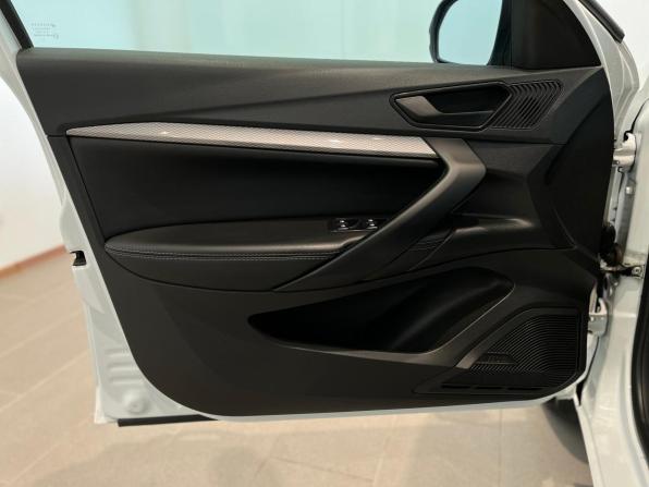 Lada (ВАЗ) Vesta I Рестайлинг (NG) с пробегом 2024 года, цена 1 080 000 рублей, 48932 км, седан, Автокод Объявления