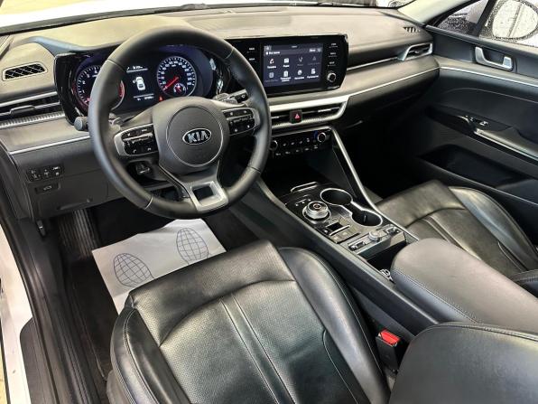 Kia K5 III с пробегом 2021 года, цена 2 090 000 рублей, 97350 км, седан, Автокод Объявления