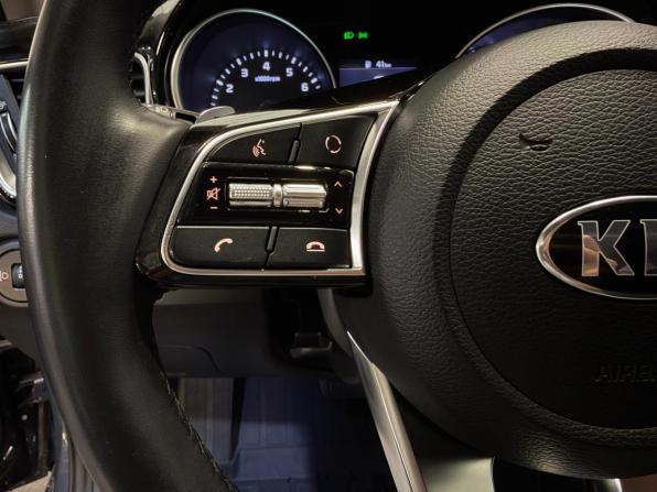 Kia Ceed III с пробегом 2021 года, цена 2 149 000 рублей, 43943 км, универсал, Автокод Объявления