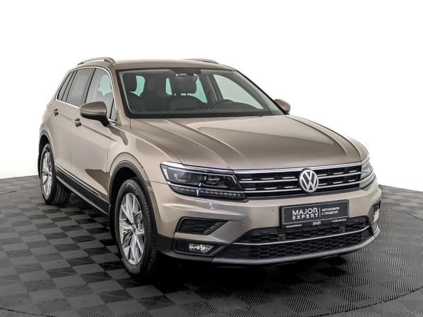 Volkswagen Tiguan II с пробегом 2018 года, цена 2 955 000 рублей, 89168 км, внедорожник, Автокод Объявления
