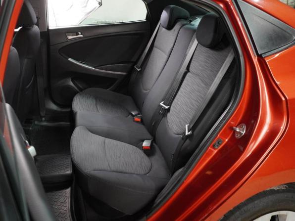Hyundai Solaris I Рестайлинг с пробегом 2015 года, цена 909 000 рублей, 190497 км, седан, Автокод Объявления
