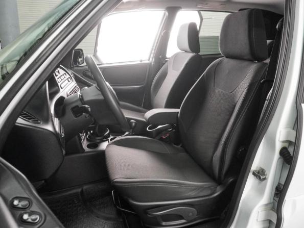Chevrolet Niva I Рестайлинг с пробегом 2018 года, цена 899 000 рублей, 91454 км, внедорожник, Автокод Объявления