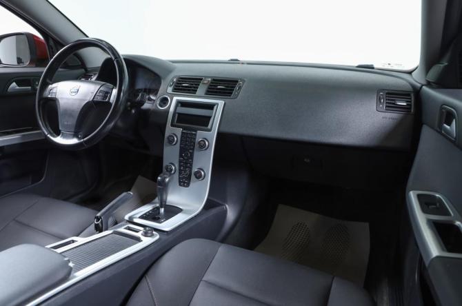 Volvo S40 II Рестайлинг с пробегом 2012 года, цена 699 000 рублей, 107200 км, седан, Автокод Объявления
